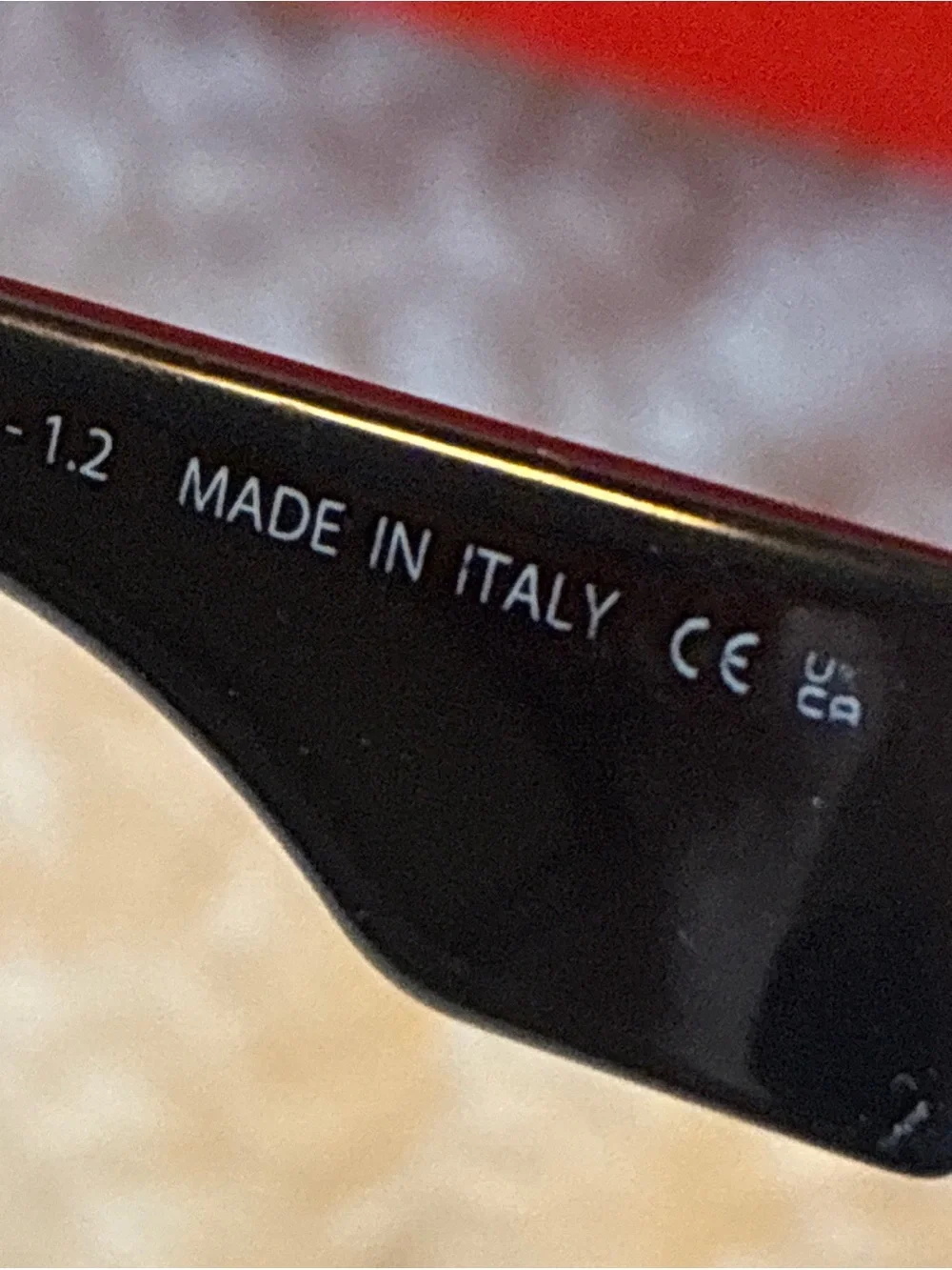 FENDI O'LOCK 40048 Tortoise Oversized Fashion FF Lock Logo Sunglasses FE40048U